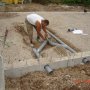 Izvedba kanalizacije in utrjevanje tal za temeljno ploščo.